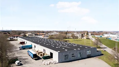 Kontor/lager på 100 m² i Vejle syd med kort afstand til motorvej E45