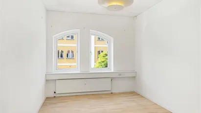 Selvstændigt kontor til ca. 2-3 personer