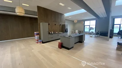 Flotte kontorer/showroom til meget lav pris Flotte kontorer/showroom til meget lav pris