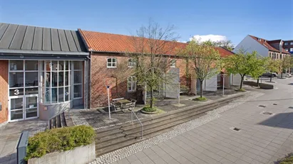 Ingen binding, kontor til 4.300 kr.