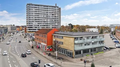 ATTRAKTIVT LEJEMÅL I BAGSVÆRD