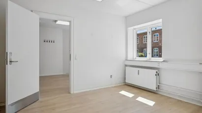Kontorlejemål i stueetagen – Tobaksgården, Horsens