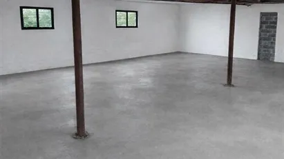 Nystandsat og opvarmet erhvervslokale/lager på 160 m² – Hastrupvej, Køge