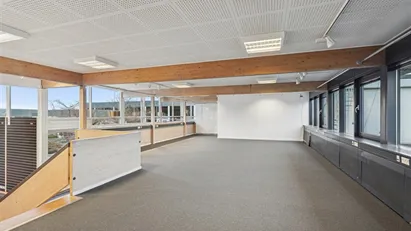 370 m² lager/showroom/ kontor i Kokkedal Industripark