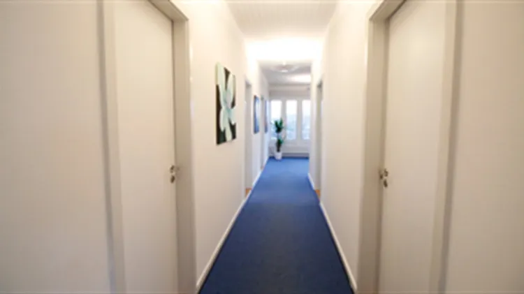 12 - 50 m2 klinik, kontor i Birkerød til leje