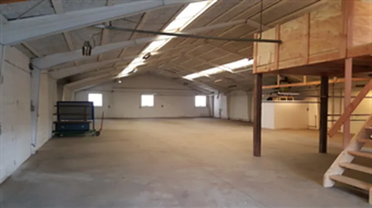 540 m2 lager, produktion, kontor i Aalestrup til leje