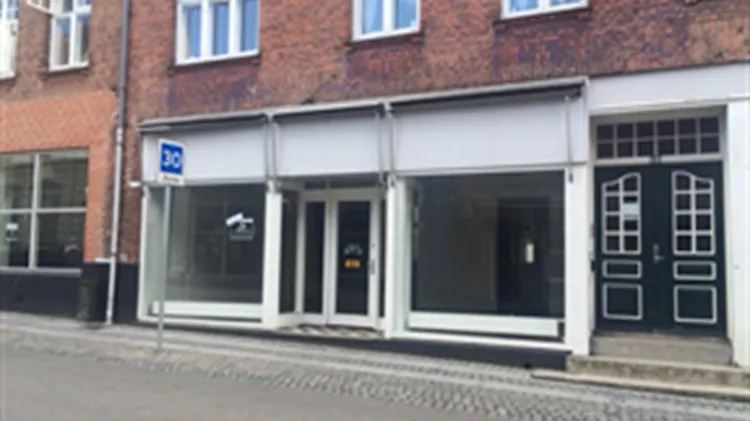 88 m2 butik i Nyborg til leje