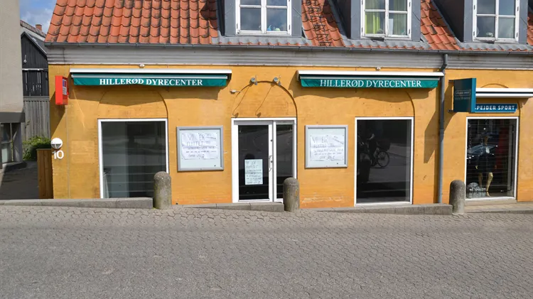 222 m2 butik i Hillerød til leje