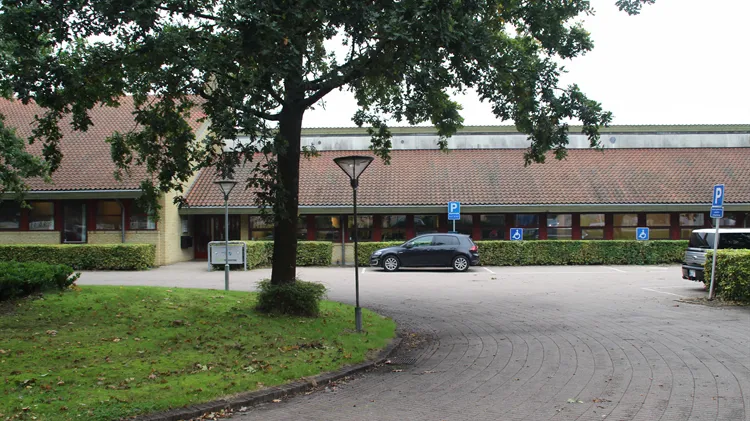 15 - 250 m2 kontorfællesskab, kontor, klinik i Rønnede til leje