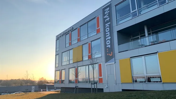 10 - 50 m2 kontor, kontorfællesskab i Ry til leje