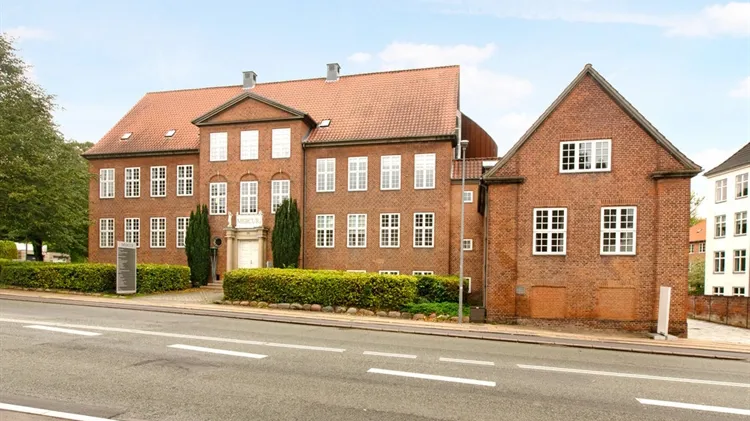 4 - 73 m2 kontorfællesskab, kontor, showroom i Kolding til leje