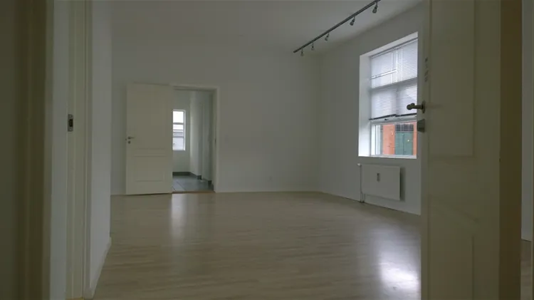 100 m2 kontor, klinik, butik i Middelfart til leje