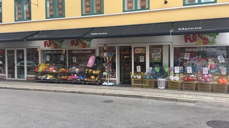 445 m2 butik, restaurant eget brug i Nykøbing F til leje