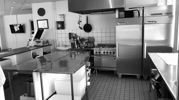 100 m2 restaurant eget brug i Hvidovre til leje