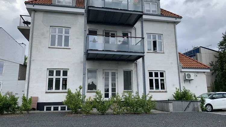 92 m2 kontor, klinik, klinikfællesskab i Vedbæk til leje