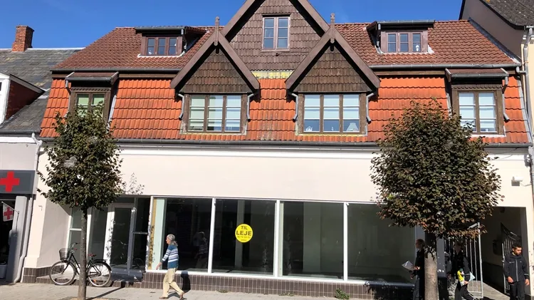 130 m2 butik, restaurant eget brug, showroom i Vordingborg til leje