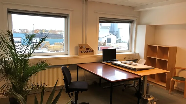 44 m2 kontorfællesskab, showroom i Hvidovre til leje