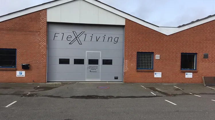386 m2 produktion, lager, kontor i Nykøbing F til leje