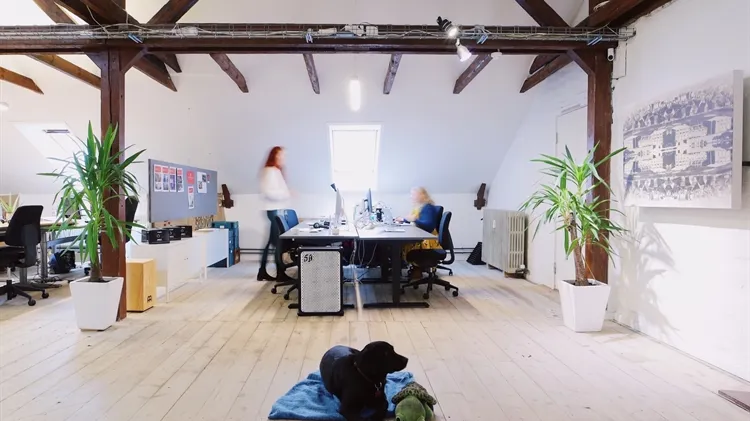 10 - 5100 m2 kontorfællesskab, kontor i Odense C til leje