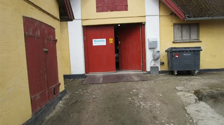 180 m2 lager, produktion i Helsinge til leje