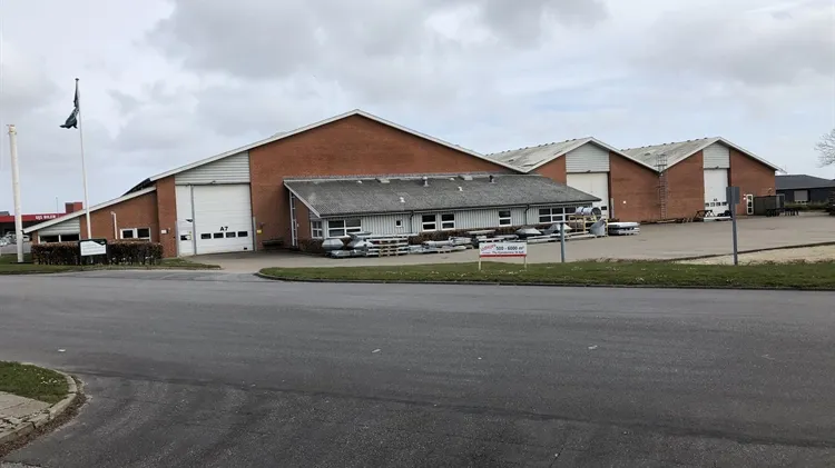 6000 m2 produktion i Thisted til leje