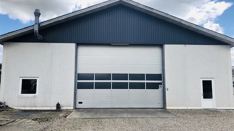 400 - 550 m2 lager, produktion i Sommersted til leje