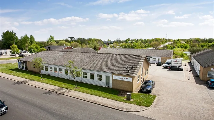 264 m2 kontor, showroom, lager i Horsens til leje