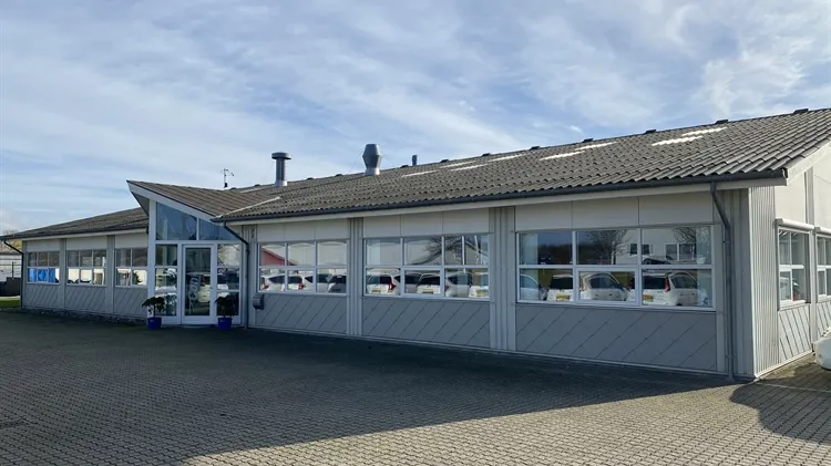 849 m2 produktion, kontor i Nykøbing F til leje