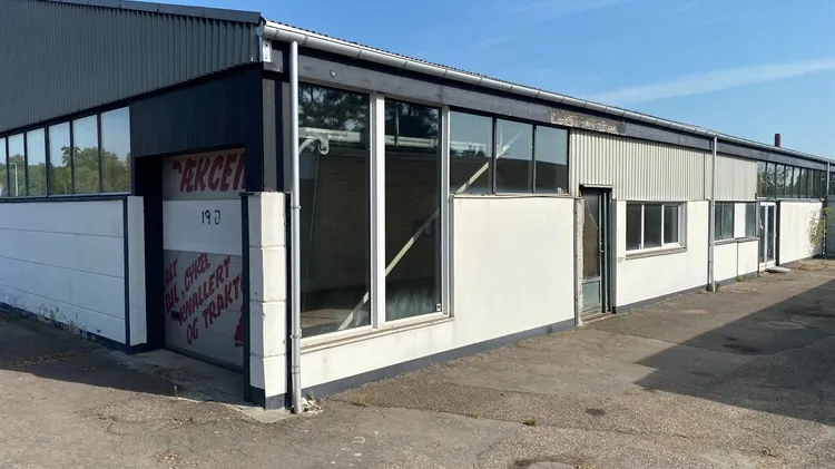 85 m2 produktion, lager i Nykøbing F til leje