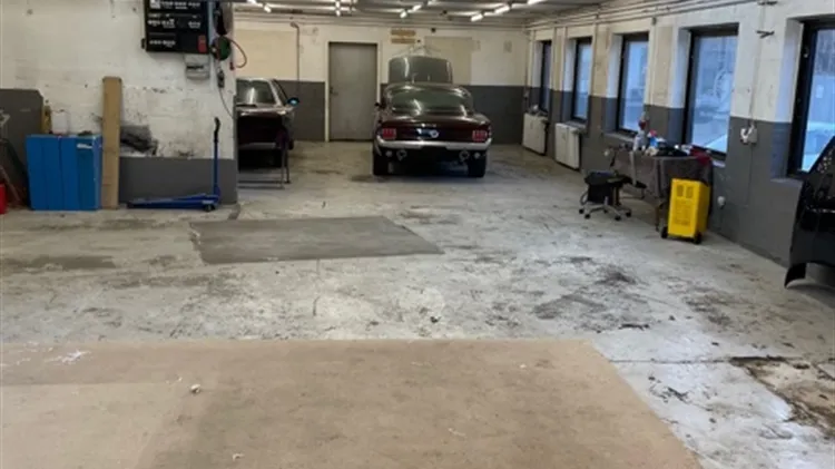 135 - 160 m2 produktion i Gentofte til leje