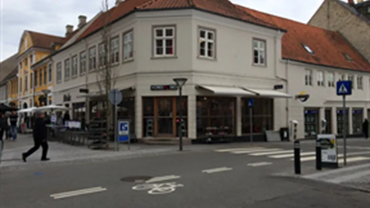 226 m2 butik i Nyborg til leje