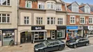 Butik til leje, Vejle Centrum, &lt;span class=&quot;blurred street&quot; onclick=&quot;ProcessAdRequest(265019)&quot;&gt;&lt;span class=&quot;hint&quot;&gt;Se vej-navn&lt;/span&gt;[xxxxxxxxxx]&lt;/span&gt;