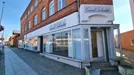 Butik til leje, Bjerringbro, &lt;span class=&quot;blurred street&quot; onclick=&quot;ProcessAdRequest(199876)&quot;&gt;&lt;span class=&quot;hint&quot;&gt;Se vej-navn&lt;/span&gt;[xxxxxxxxxx]&lt;/span&gt;