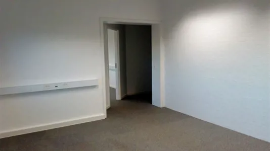 Office spaces for rent in Bording - photo 3