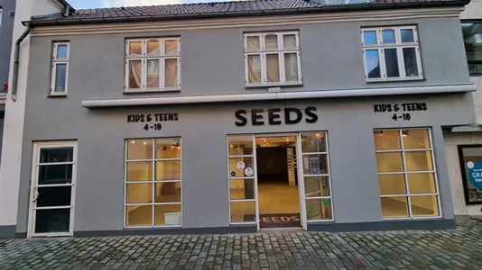 Shops for rent in Viborg - photo 1