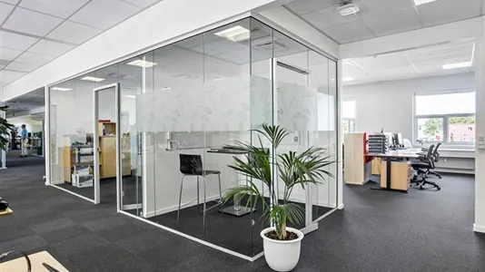 Office spaces for rent in Taastrup - photo 1