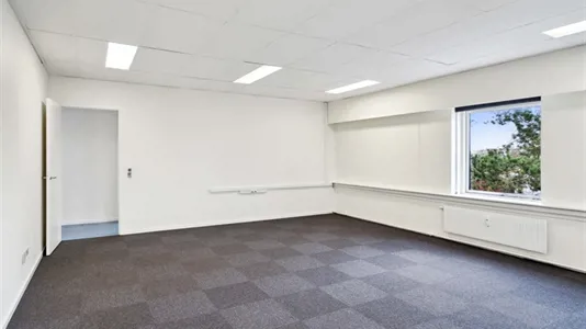 Office spaces for rent in Ishøj - photo 2