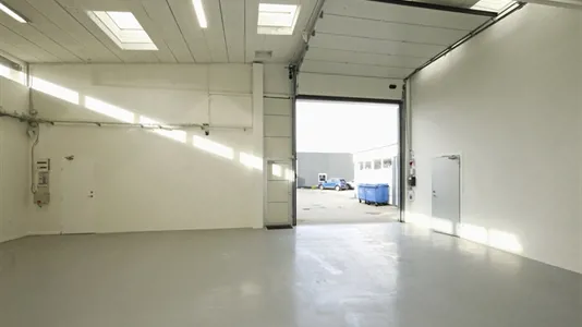 Warehouses for rent in Farum - photo 3