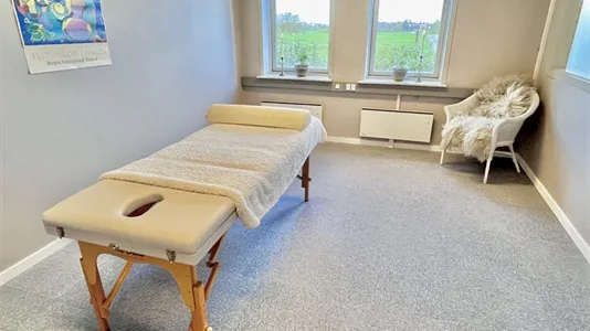 Clinics for rent in Hedehusene - photo 1