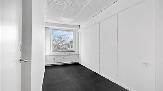 Office spaces for rent in Taastrup - photo 1