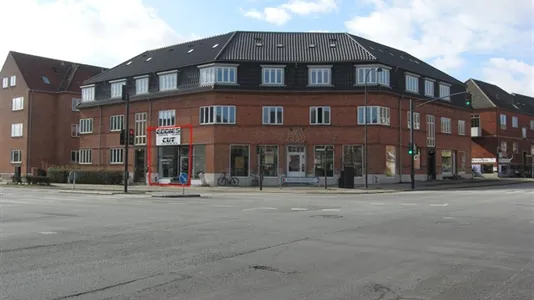 Shops for rent in Hellerup - photo 2
