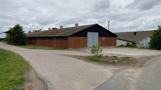 Warehouses for rent in Børkop - photo 1