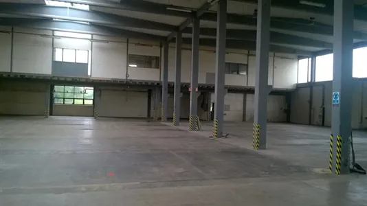 Warehouses for rent in Odense SV - photo 3