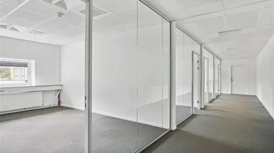 Office spaces for rent in Aarhus V - photo 1