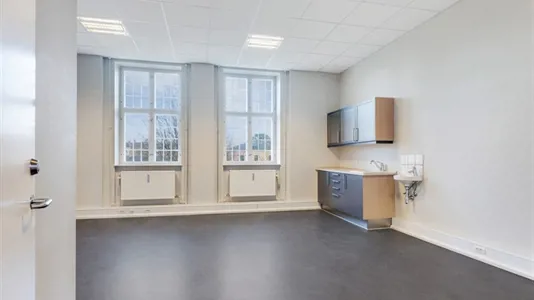 Office spaces for rent in Middelfart - photo 1