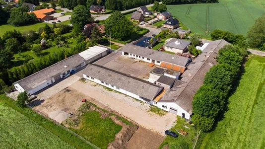 Erhvervslokaler til leje i Uldum - billede 1