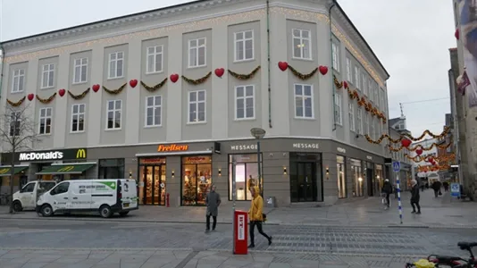 Shops for rent in Aalborg - photo 1