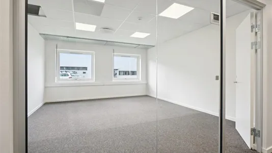 Kontorlokaler til leje i Brøndby - billede 4