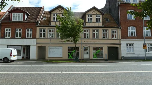 Shops for rent in Vejle - photo 1