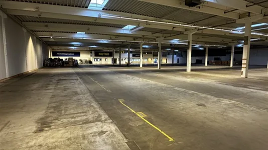 Warehouses for rent in Kolding - photo 2